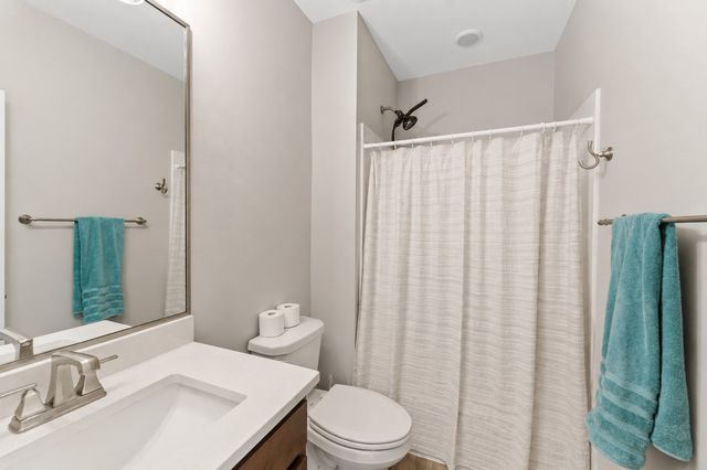 1604 Hackenberry Place, Granger, IA 50109