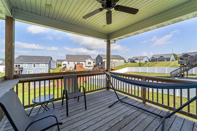 1604 Hackenberry Place, Granger, IA 50109