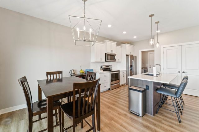 1604 Hackenberry Place, Granger, IA 50109