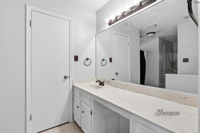 1200 AMHERST STREET, Burkburnett, TX 76354