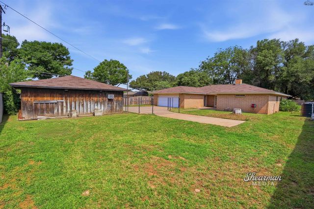 1200 AMHERST STREET, Burkburnett, TX 76354
