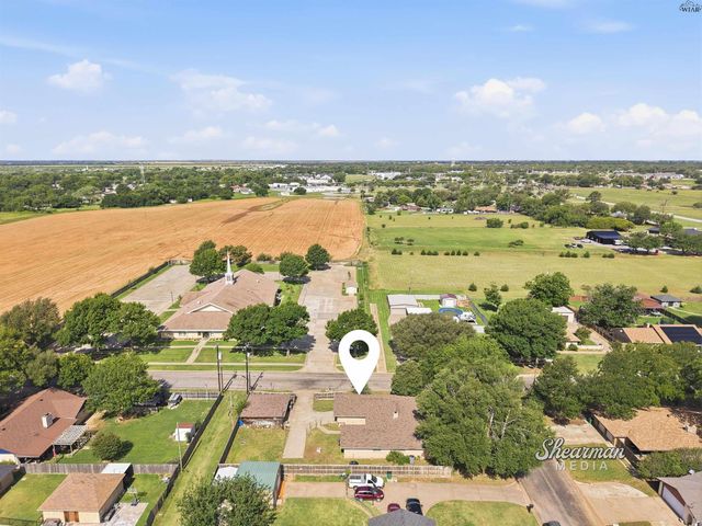 1200 AMHERST STREET, Burkburnett, TX 76354