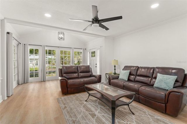 1638 MOUNT VERNON STREET, Orlando, FL 32803