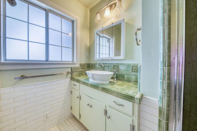 1001 Polk Street, Salinas, CA 93906