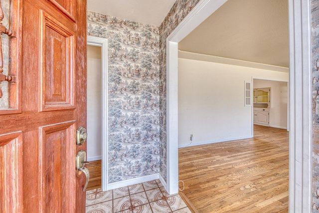 1001 Polk Street, Salinas, CA 93906