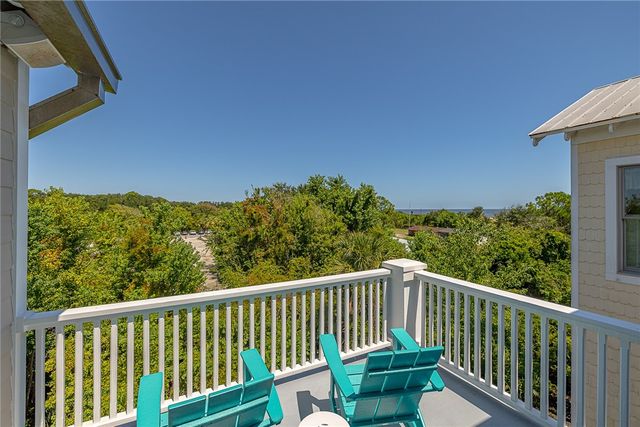 6 Coast Cottage Lane, St Simons Island, GA 31522