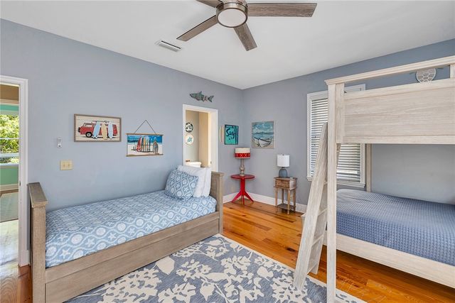 6 Coast Cottage Lane, St Simons Island, GA 31522