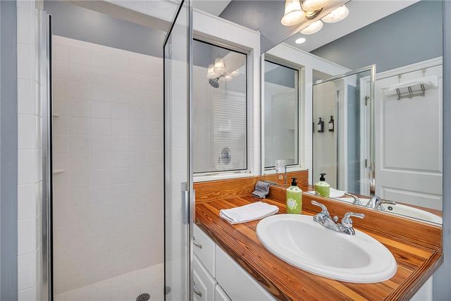 6 Coast Cottage Lane, St Simons Island, GA 31522