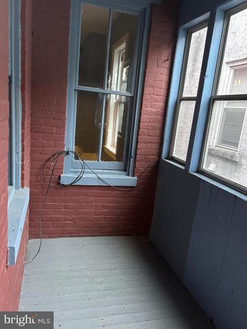 222 N 3RD ST, Columbia, PA 17512