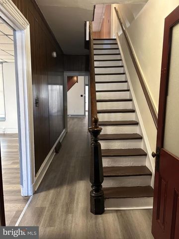 222 N 3RD ST, Columbia, PA 17512