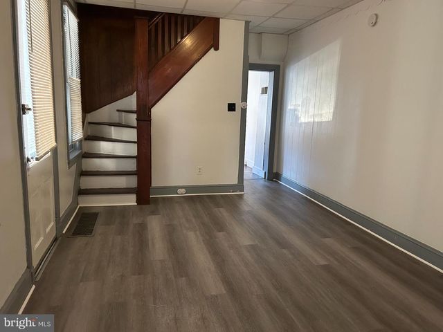 222 N 3RD ST, Columbia, PA 17512