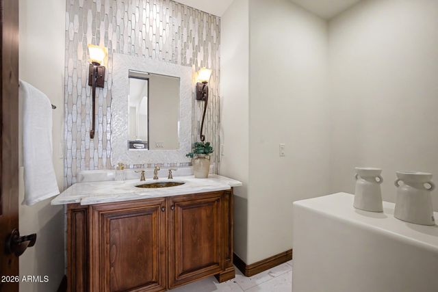 11704 E DIAMOND CHOLLA Drive, Scottsdale, AZ 85255