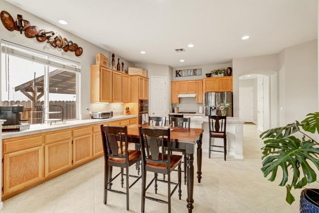 3040 Braemer Dr, Shingle Springs, CA 95682
