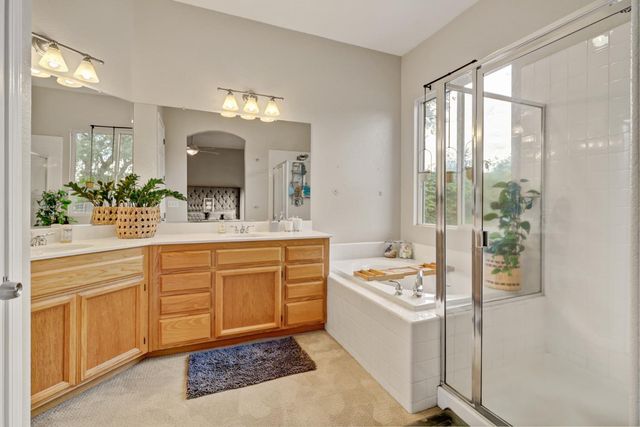 3040 Braemer Dr, Shingle Springs, CA 95682