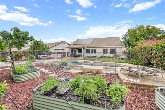 3040 Braemer Dr, Shingle Springs, CA 95682