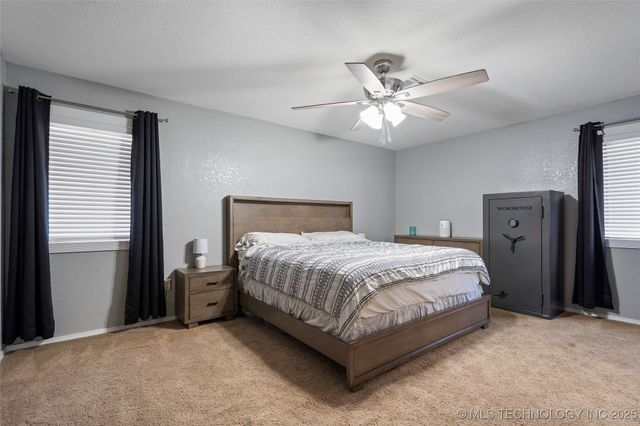 3133 Cardinal Drive, Ardmore, OK 73401