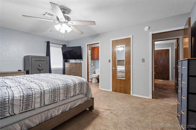 3133 Cardinal Drive, Ardmore, OK 73401