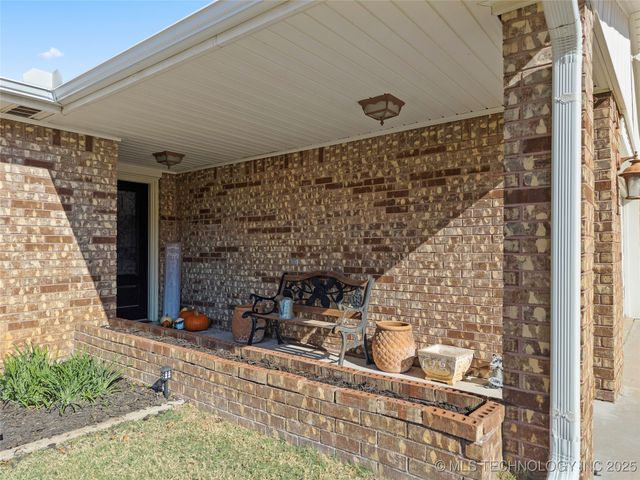 3133 Cardinal Drive, Ardmore, OK 73401
