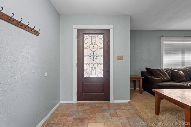 3133 Cardinal Drive, Ardmore, OK 73401