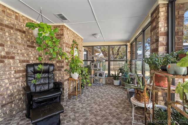 3133 Cardinal Drive, Ardmore, OK 73401