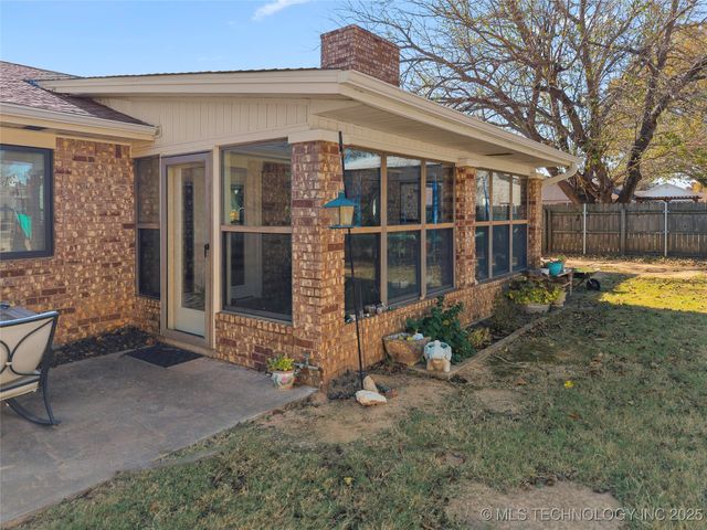 3133 Cardinal Drive, Ardmore, OK 73401