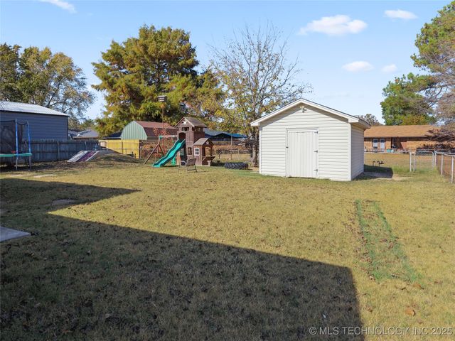 3133 Cardinal Drive, Ardmore, OK 73401