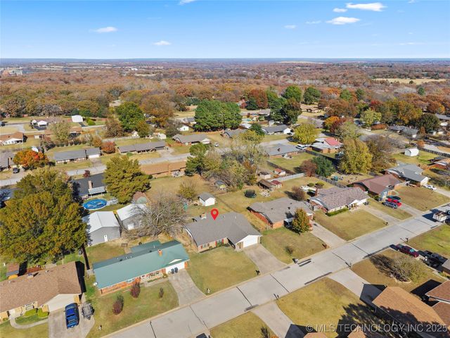 3133 Cardinal Drive, Ardmore, OK 73401