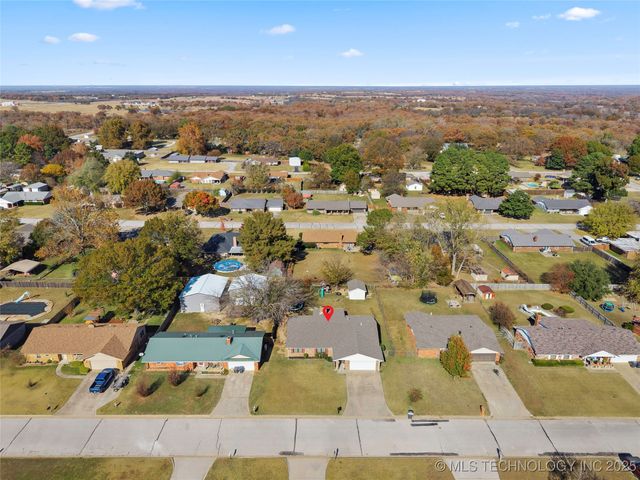 3133 Cardinal Drive, Ardmore, OK 73401