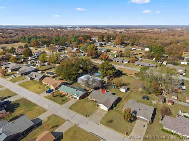 3133 Cardinal Drive, Ardmore, OK 73401