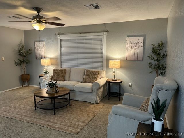 3133 Cardinal Drive, Ardmore, OK 73401