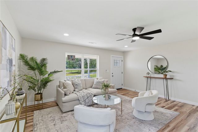 3566 Wildcat Creek Boulevard, Fayetteville, AR 72704