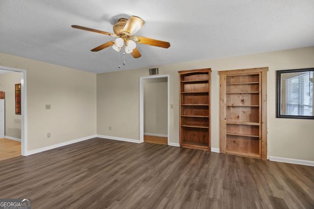 293 Springdale Drive, Pine Mountain, GA 31822