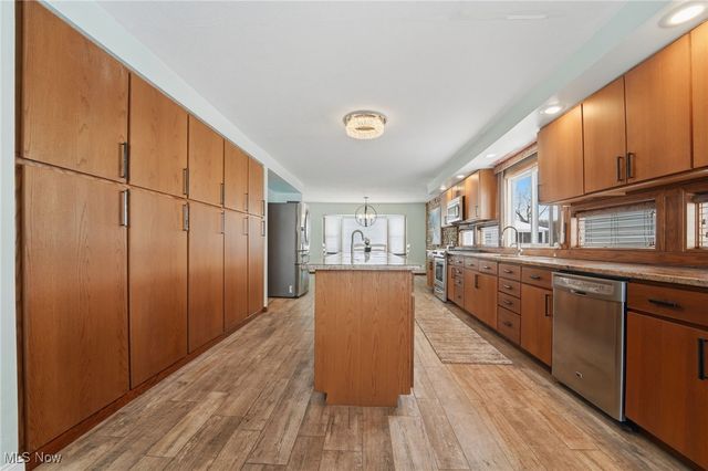 7 Ninevah Beach Drive, Ashtabula, OH 44004