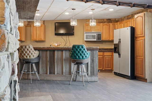 7 Ninevah Beach Drive, Ashtabula, OH 44004