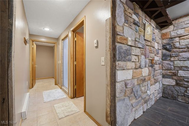 7 Ninevah Beach Drive, Ashtabula, OH 44004