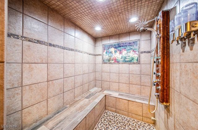 7 Ninevah Beach Drive, Ashtabula, OH 44004