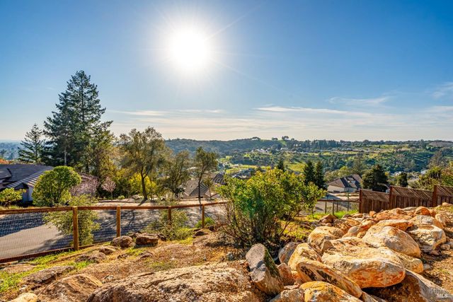 3608 Orbetello Ct, Santa Rosa, CA 95404