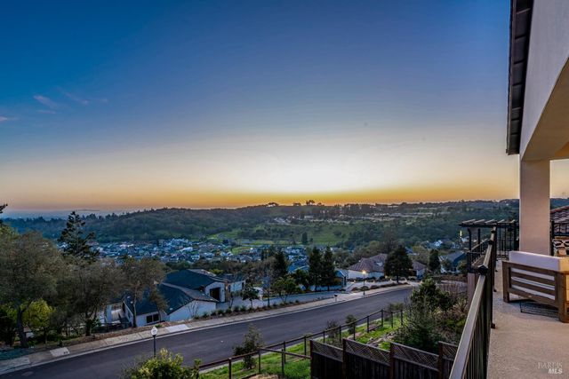 3608 Orbetello Ct, Santa Rosa, CA 95404