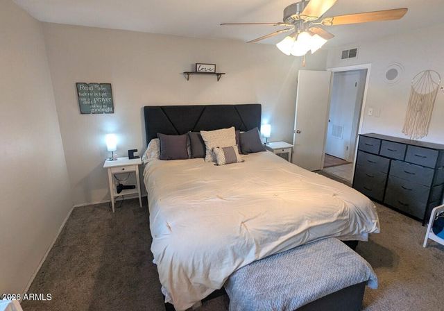 2240 W BERRIDGE Lane, Phoenix, AZ 85015