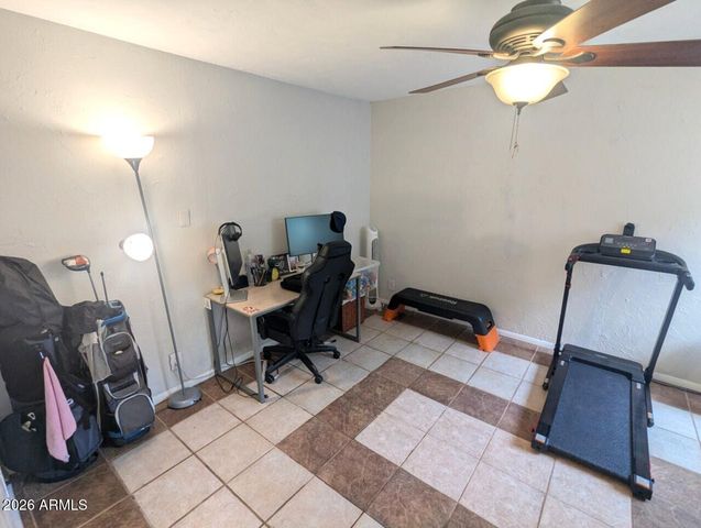 2240 W BERRIDGE Lane, Phoenix, AZ 85015