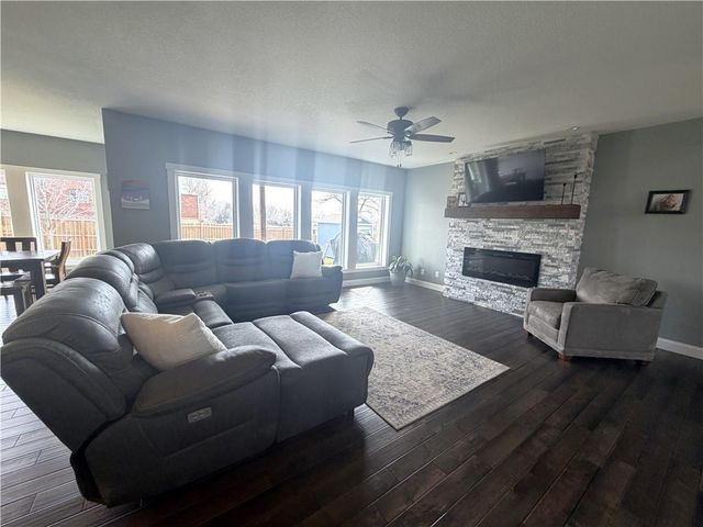 1563 Litton Road, Chillicothe, MO 64601