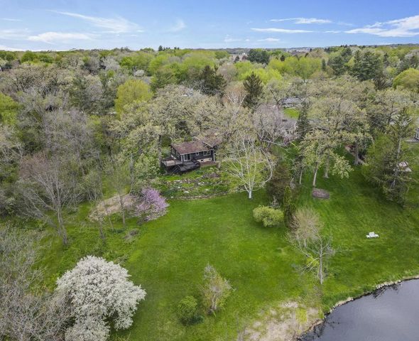 1004 Ridgewood Drive, Stoughton, WI 53589