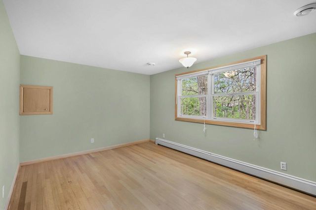 1004 Ridgewood Drive, Stoughton, WI 53589