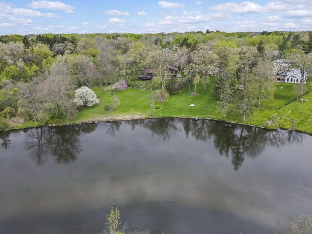 1004 Ridgewood Drive, Stoughton, WI 53589