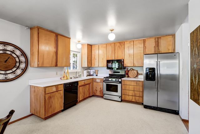 3155 Hickory Way, Rocklin, CA 95677
