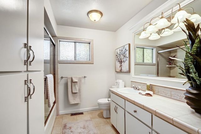 3155 Hickory Way, Rocklin, CA 95677