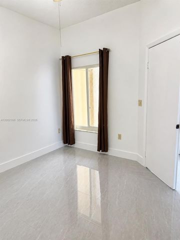16341 Malibu Dr 19, Weston, FL 33326