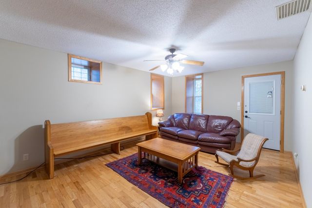 1342 Stagecoach Trail S, Afton, MN 55001