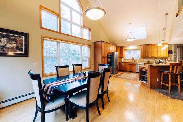 1342 Stagecoach Trail S, Afton, MN 55001