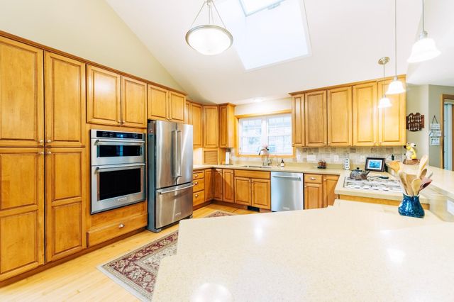 1342 Stagecoach Trail S, Afton, MN 55001